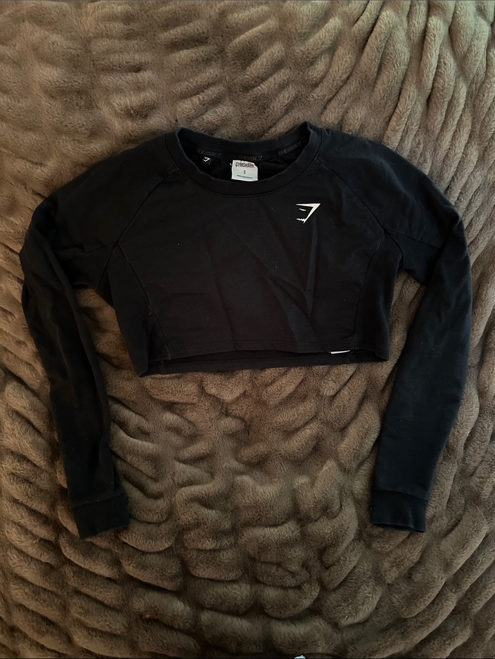 Gymshark Black Long-Sleeve Cropped Athletic Top